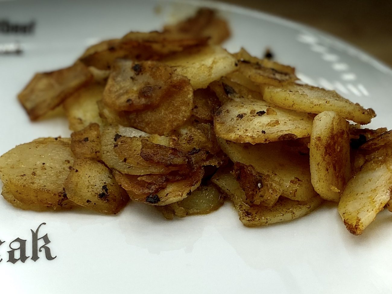 Authentic German Bratkartoffeln – Pan-fried Potatoes with Bacon and Shallots