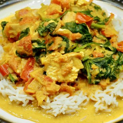 French Style Chicken Spinach & Tomato Curry Recipe Allison Antalek cut2therecipe