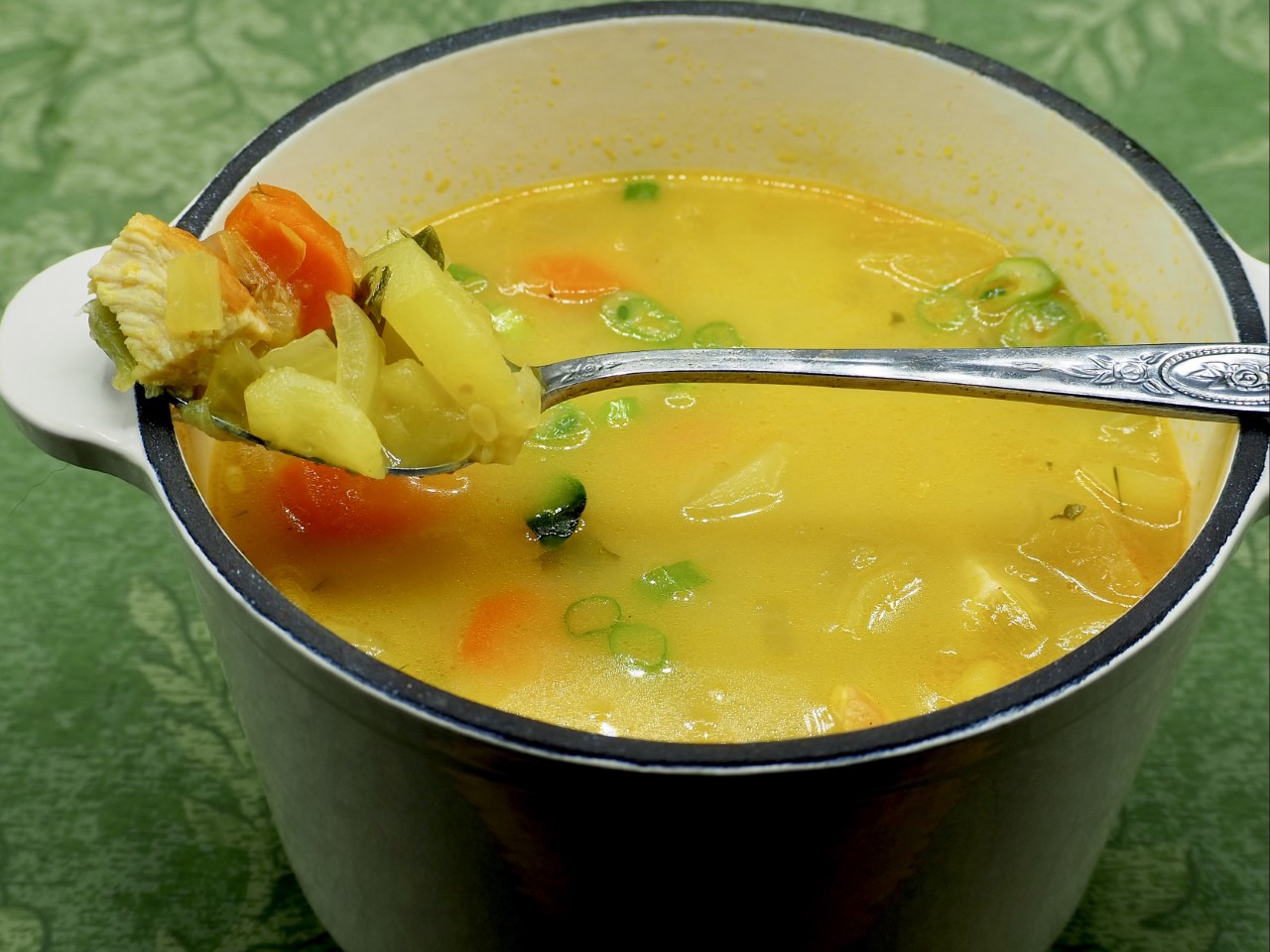 Thai Chicken Coconut Lemongrass Soup
