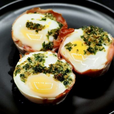 Baked Egg, Cheese and Prosciutto Cups wih with Parsely Gremolata Recipe Allison Antalek cut2therecipe