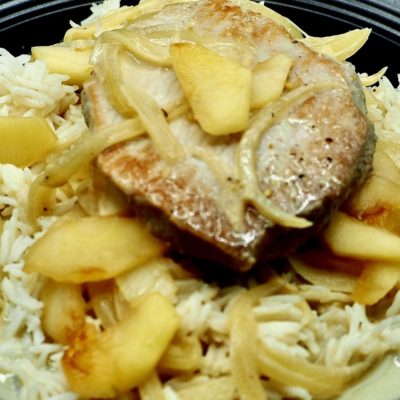 Pork Medaillons with Onions, Apples and Cream Sauce Recipe Allison Antalek cut2therecipe