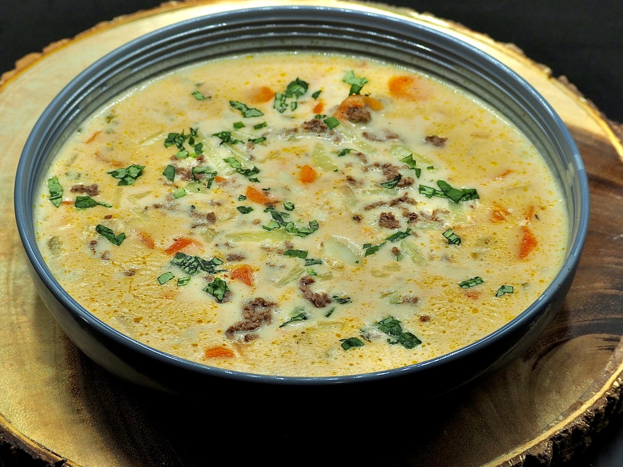 Quirkily Delicious Cheeseburger Soup