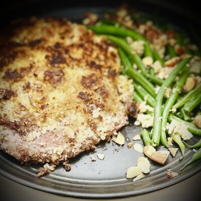 Chicken-fried Steak with Green Beans and Almonds recipe allison antalek cut2therecipe